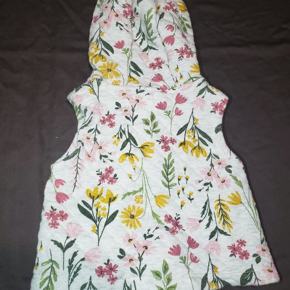 Floral Vest With Hood Quilted Design Button Up Carters Size 6 Month Size - Picture 2 of 6